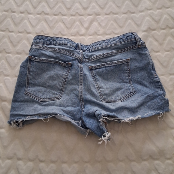 Universal Thread Light Blue Distressed Denim Shorts - Picture 2 of 3